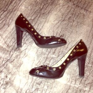 ❤️Michael Kors Black Patent Leather Grommet Heels